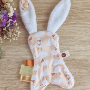 Doudou plat attache-tétine Pti mouton