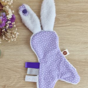 Doudou plat attache-tétine violette