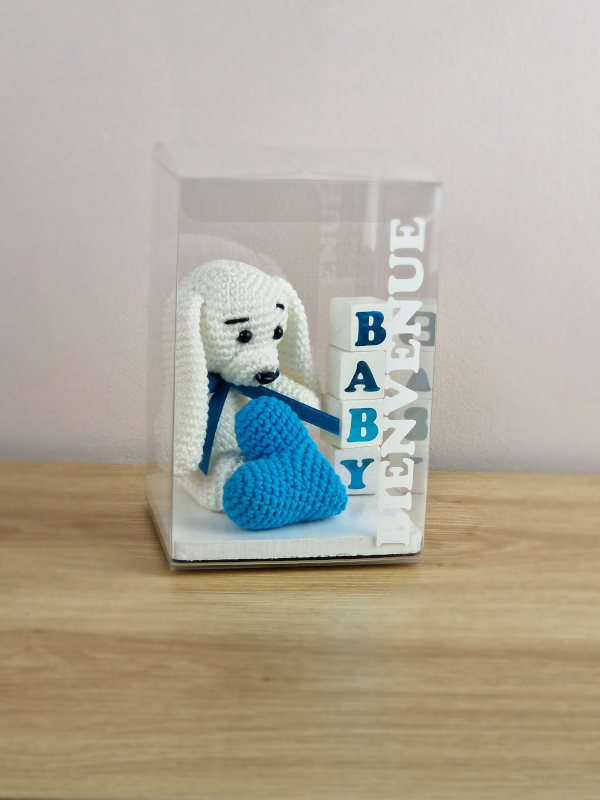 Figurine Baby au crochet personnalisée Chien blanc – Image 2