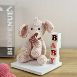 Figurine Baby au crochet personnalisée élephant rose