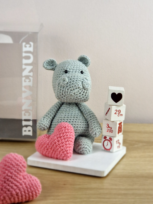 Figurine Baby au crochet personnalisée hyppo